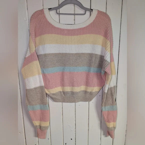 🩷 Hollister Pastel & Tan Striped V-Neck Sweater EUC - Picture 11 of 11